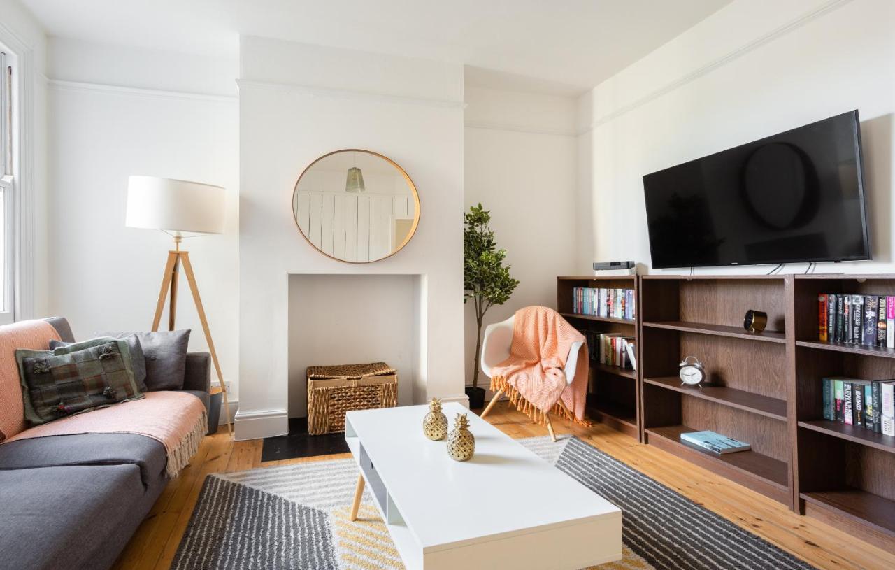 The Magdalene Cottage - Modern & Comfortable 4Bdr Family Home CBG Exterior foto